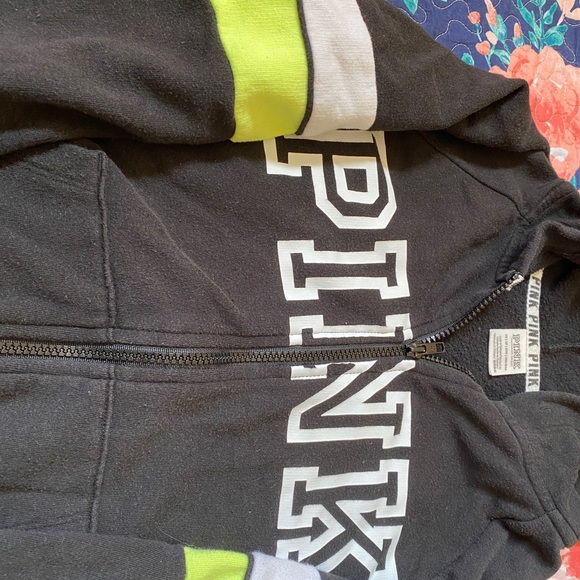 Pink sweater - Picture 3 of 3